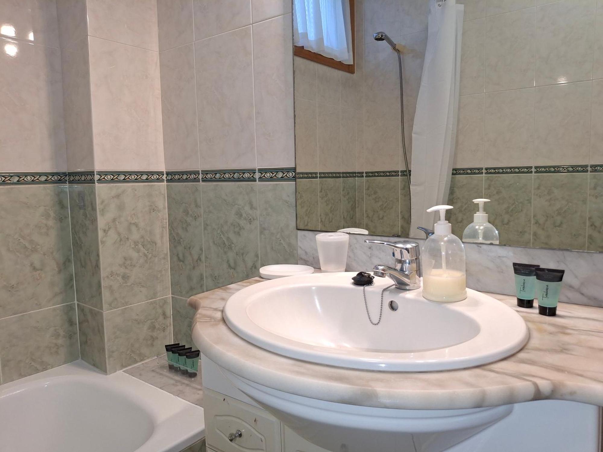 Apartamento Zona Camelias Comarca de Comarca de Vigo Buitenkant foto